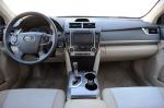 Toyota Camry Hybrid 2013 года